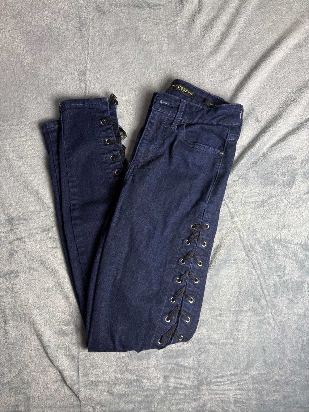 GUESS Laced Jeans Straight Leg Skinny Size 25